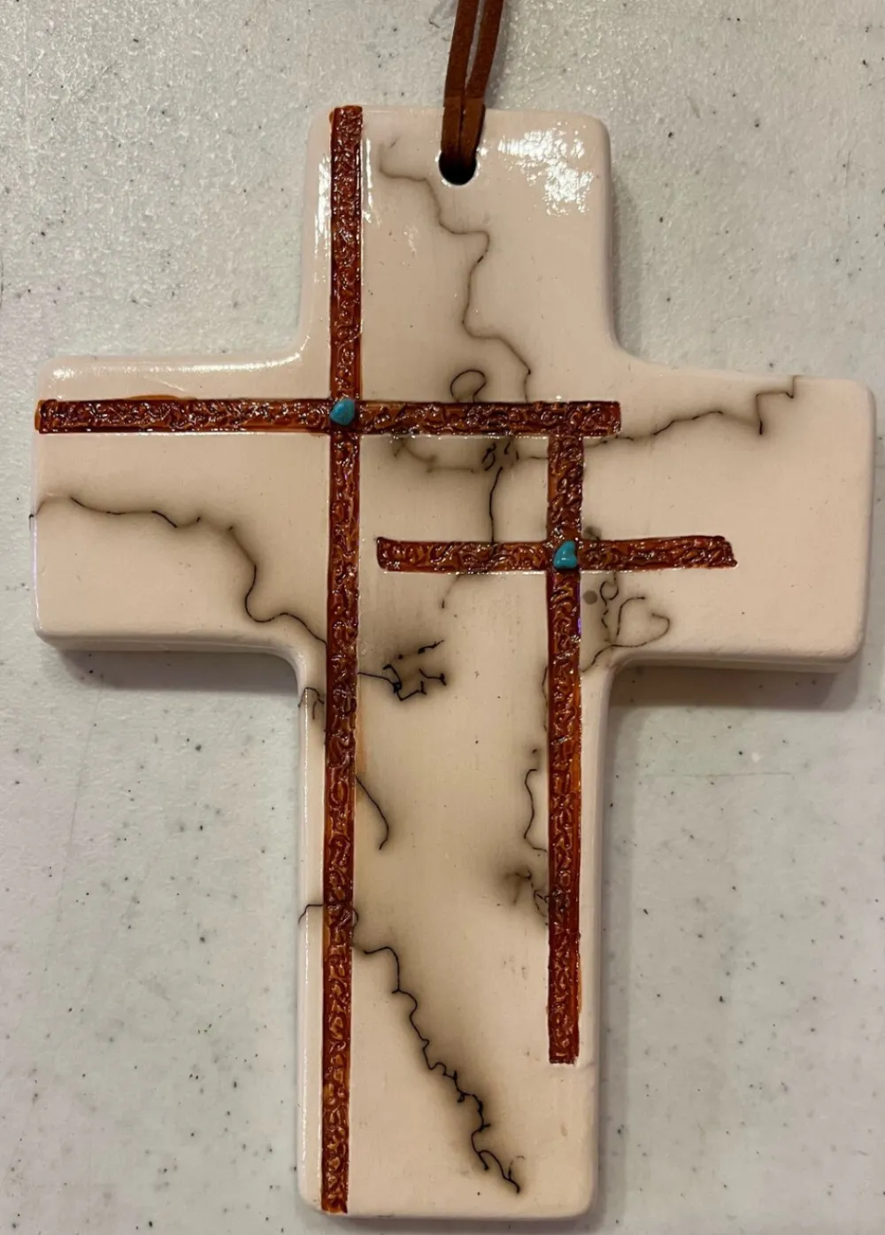 cross_with__small_etched_crosses_0.webp Outlet Gina Arrighetti Cross With 2 Small Etched Crosses